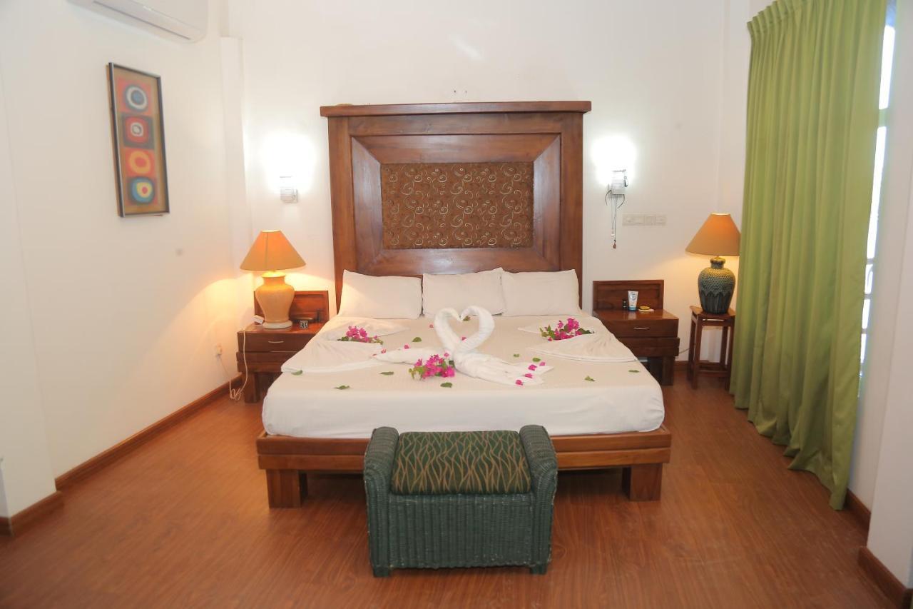 Laluna Ayurveda Resort ベントータ エクステリア 写真