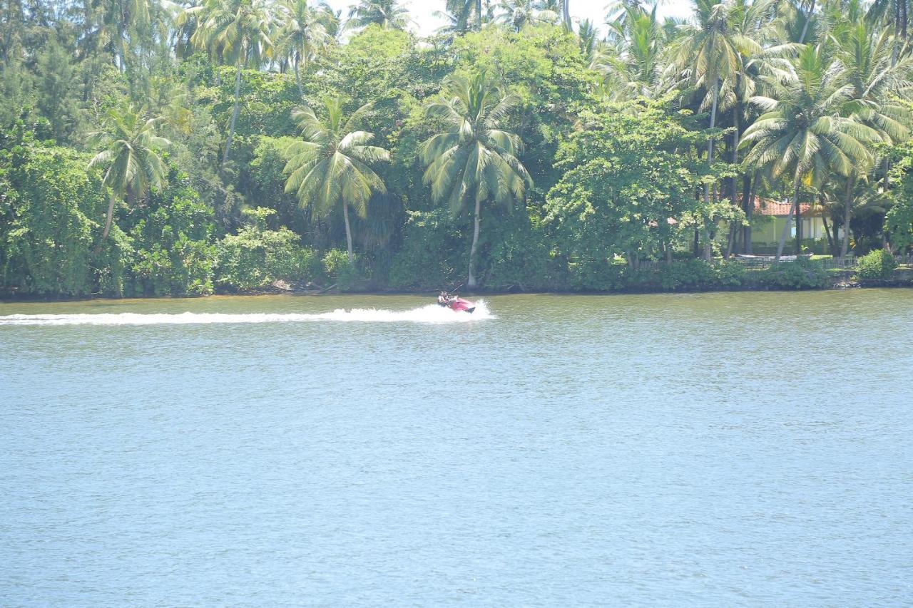 Laluna Ayurveda Resort ベントータ エクステリア 写真