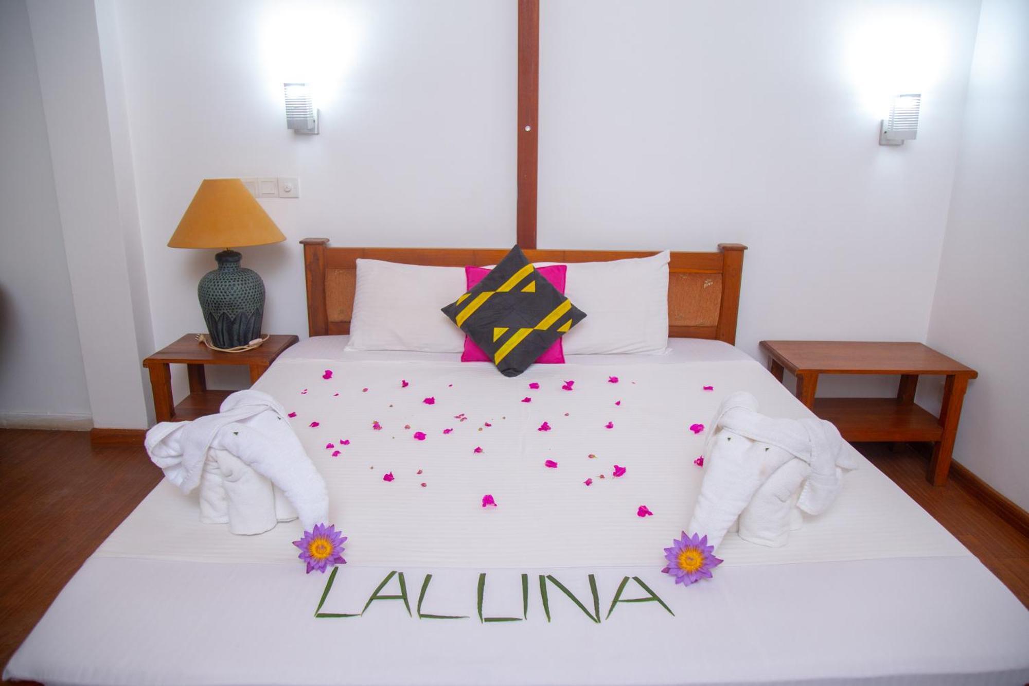 Laluna Ayurveda Resort ベントータ エクステリア 写真